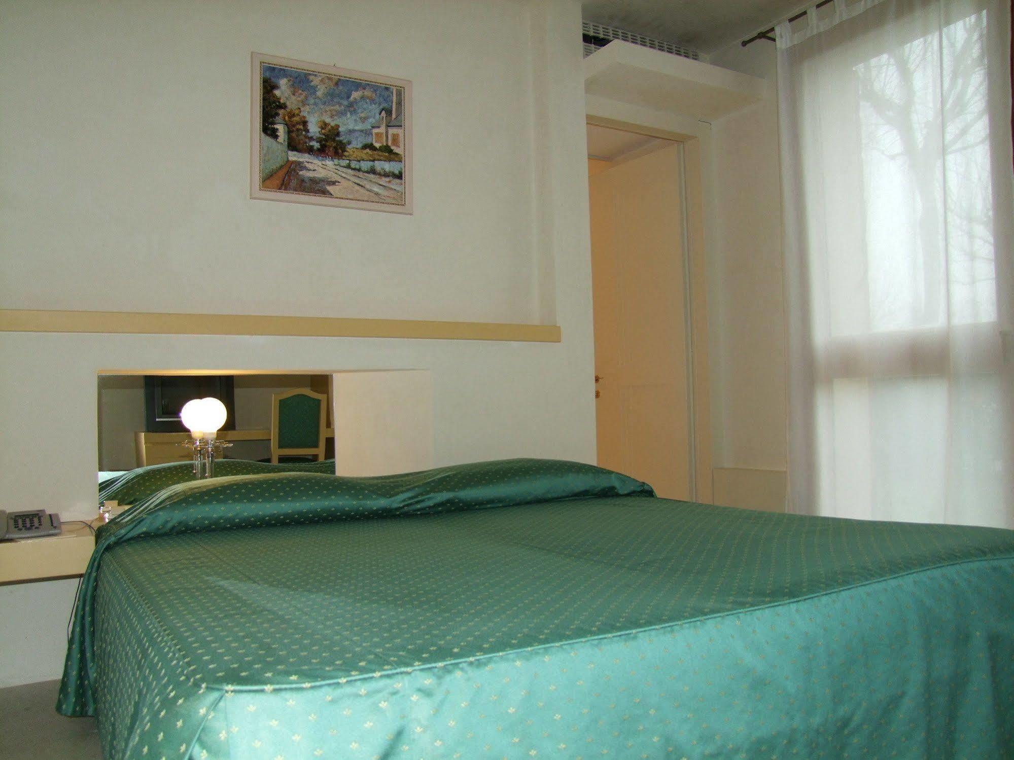 Hotel Villa Ca' Sette Bassano del Grappa Extérieur photo